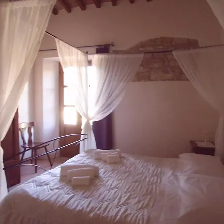 Le Bolli Villa *